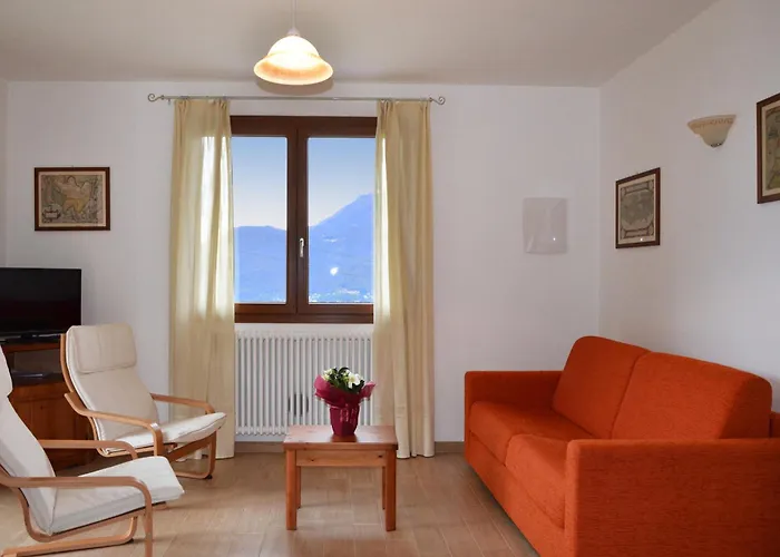 Costa Del Fuoco - Happy *